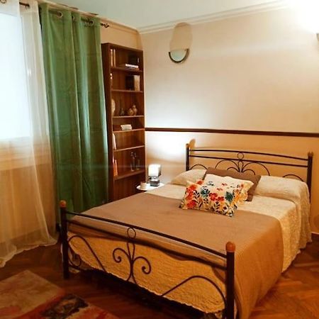 Romantic Apartment Ideal For Women! 雅典 外观 照片