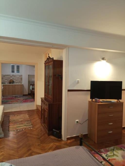 Romantic Apartment Ideal For Women! 雅典 外观 照片