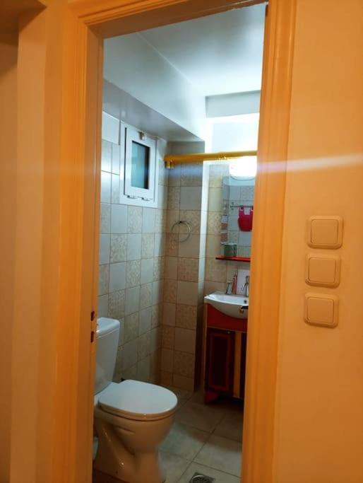 Romantic Apartment Ideal For Women! 雅典 外观 照片