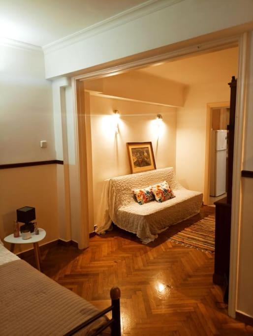 Romantic Apartment Ideal For Women! 雅典 外观 照片