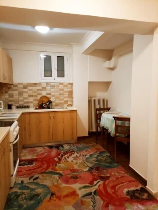 Romantic Apartment Ideal For Women! 雅典 外观 照片